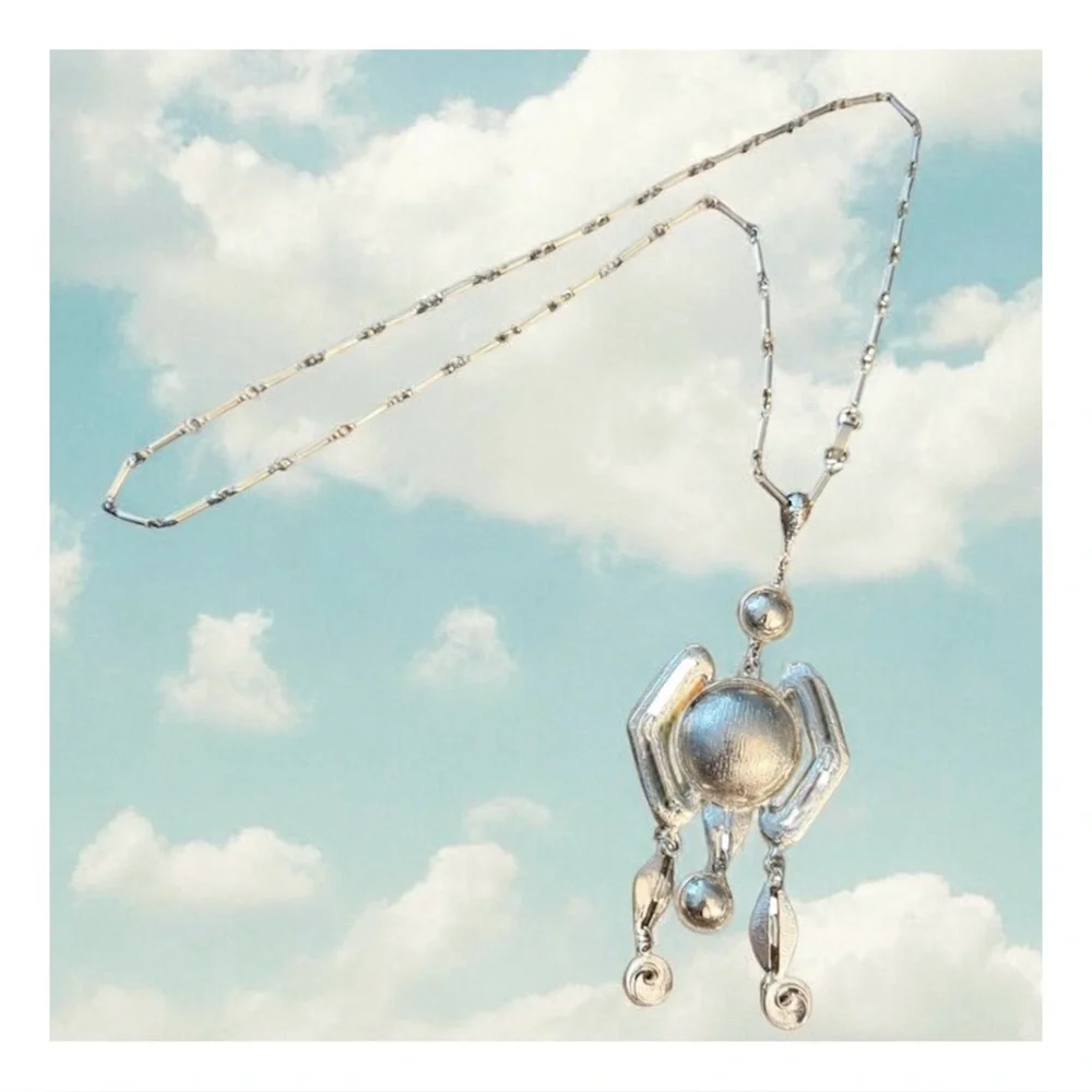 Vintage‎ Y2K Bohemian Boho Silver Statement Pendant Necklace, Hangs 16.5” Long